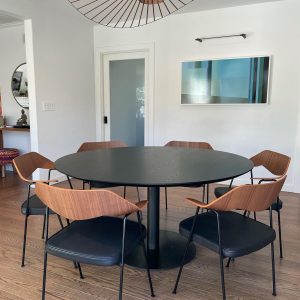 disco round dining table black ash